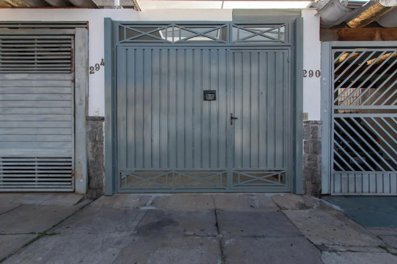 Casa no Tatuapé com Garagem e portao automático Vila São Paulo